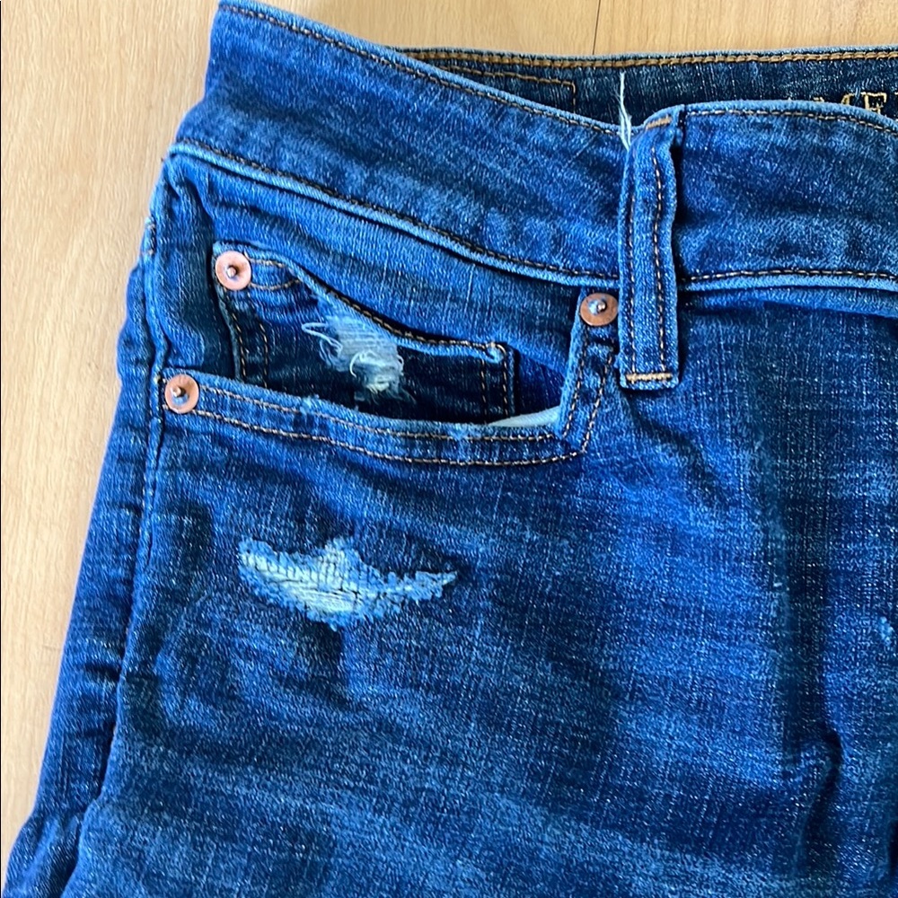 American Eagle Outfitters Men's Ripped Dark Blue Skinny Jeans - Picture 9 of 15